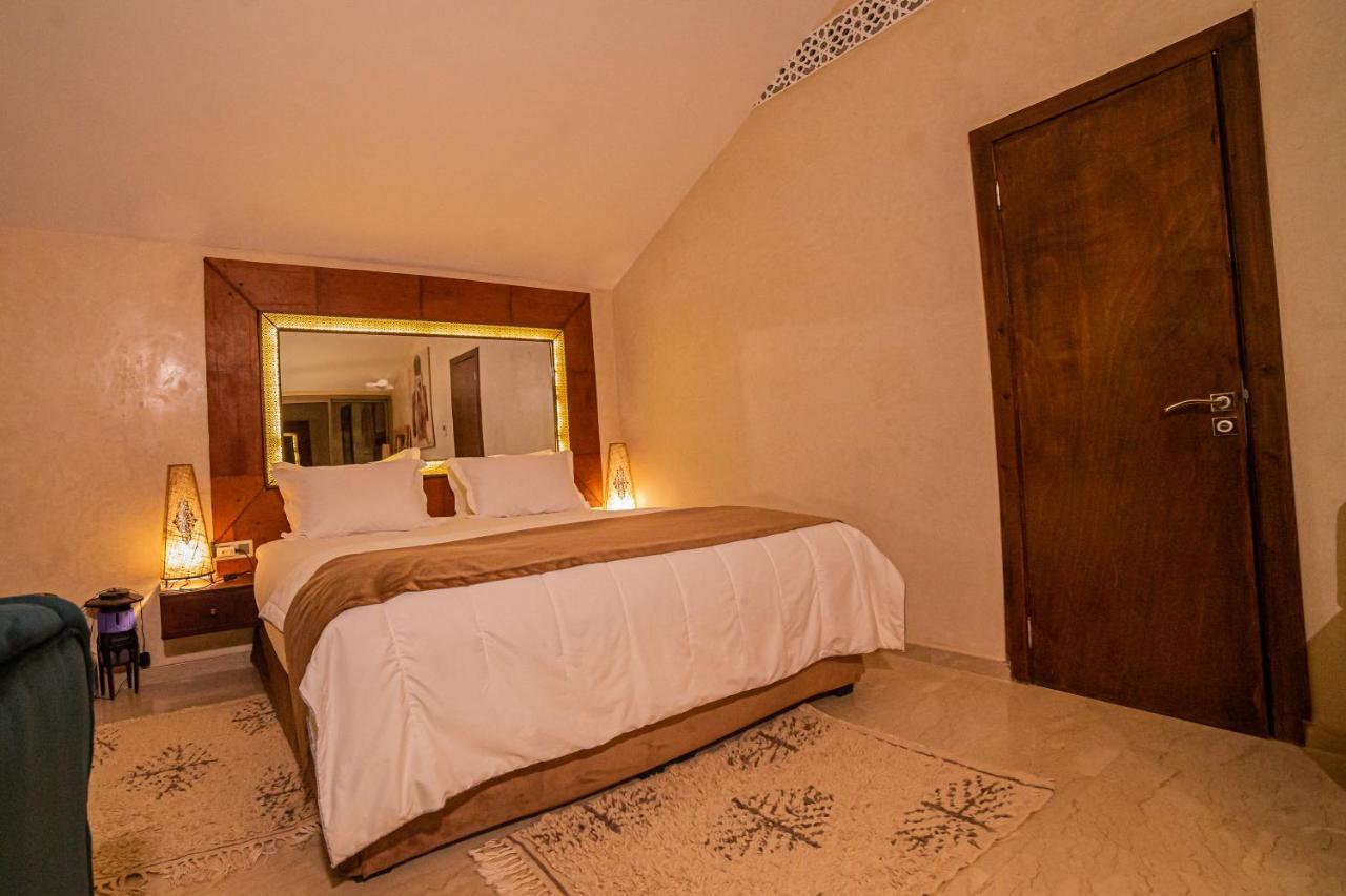 Sumahan Suites&Spa Tazrou Bagian luar foto