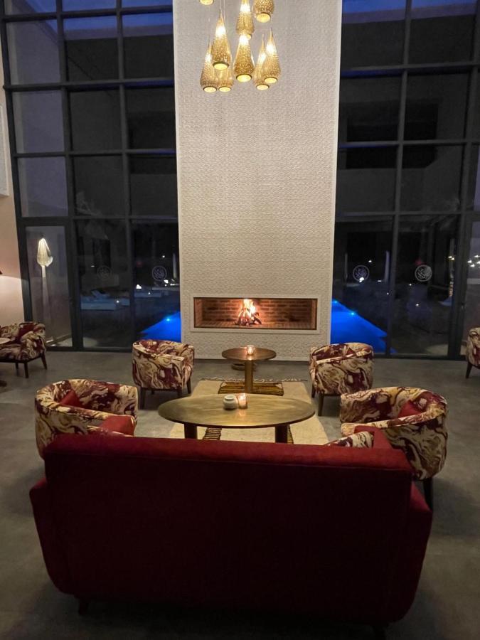 Sumahan Suites&Spa Tazrou Bagian luar foto