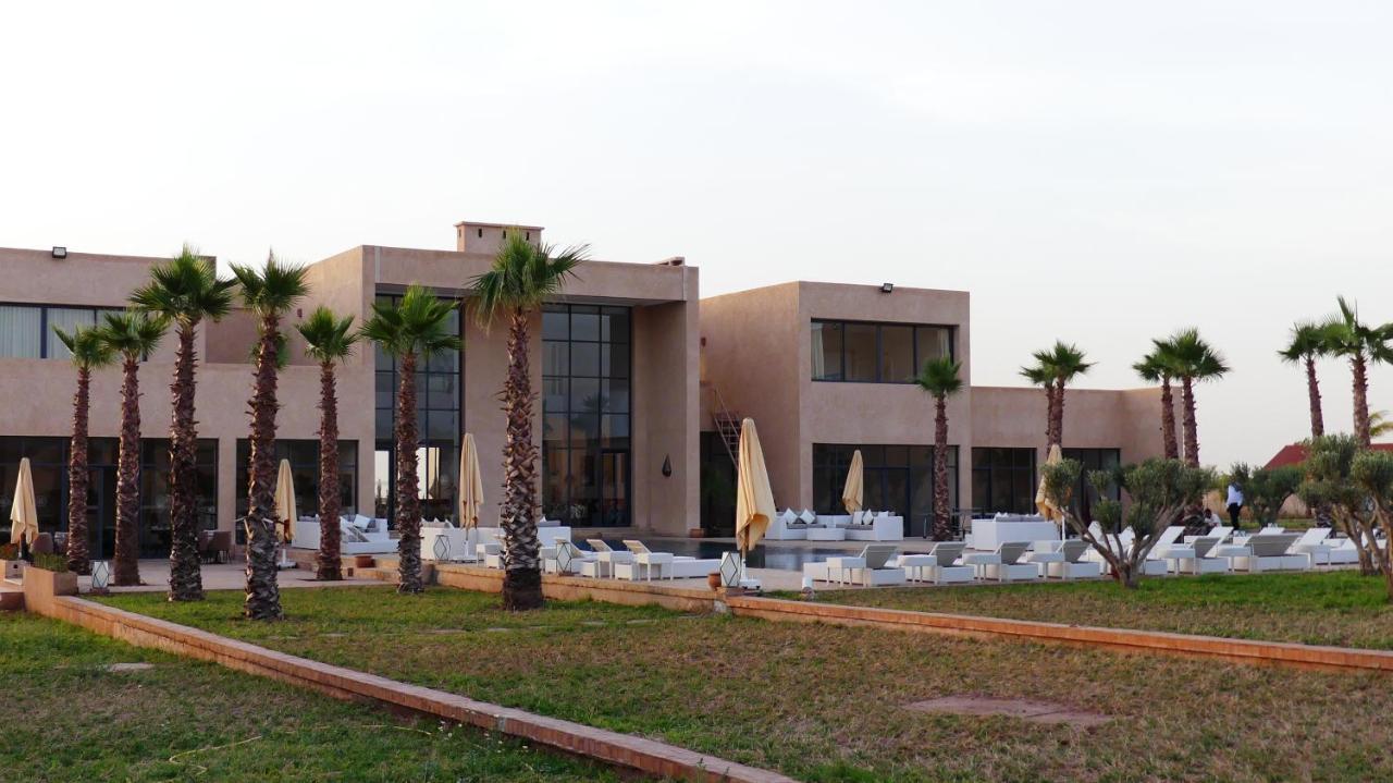 Sumahan Suites&Spa Tazrou Bagian luar foto