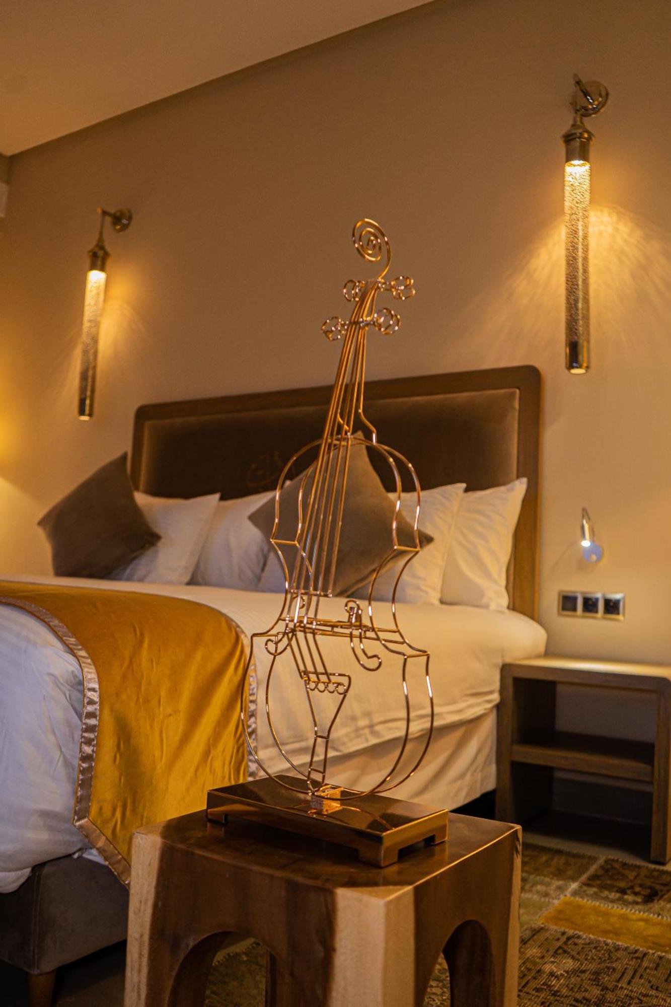 Sumahan Suites&Spa Tazrou Bagian luar foto