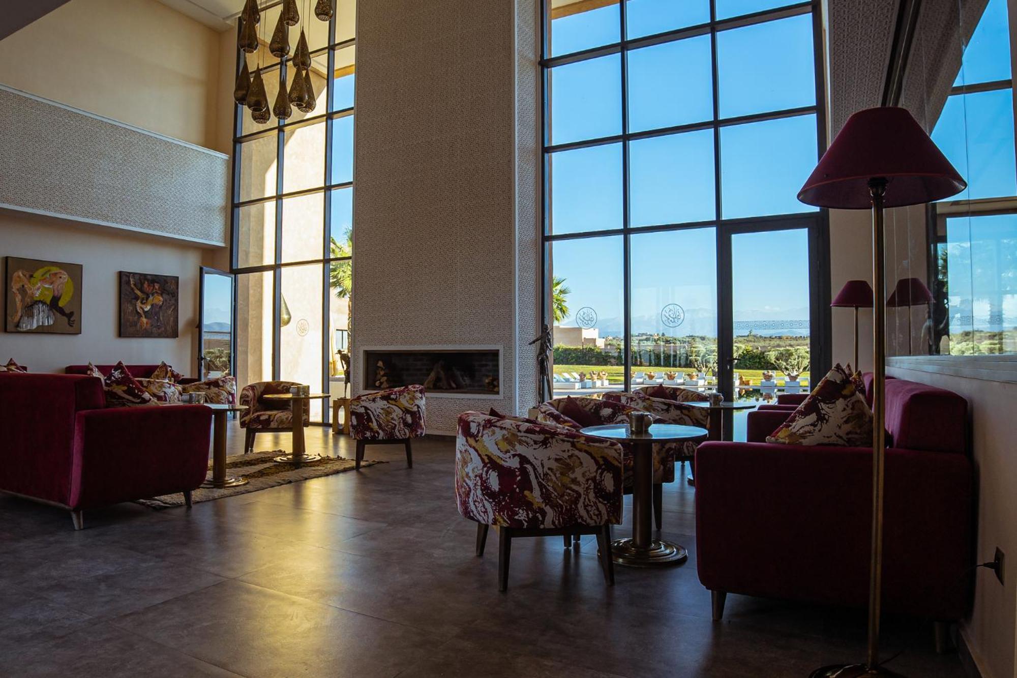 Sumahan Suites&Spa Tazrou Bagian luar foto